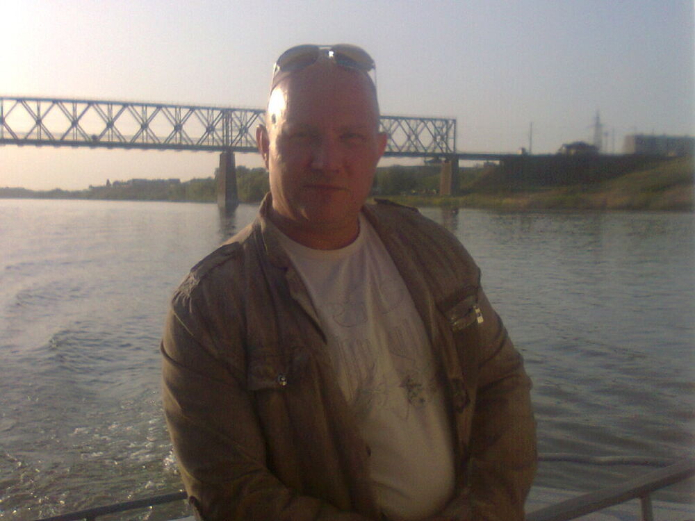 ���� 37376380 ������� Pavel, 52 ����, ���� ���������� � ������������