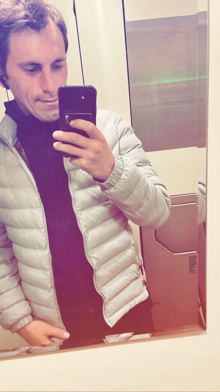  35086630  , 25 ,    