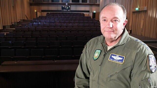 ���� 20187650 ������� DavidPetraus, 64 ����, ���� ���������� � Alhambra