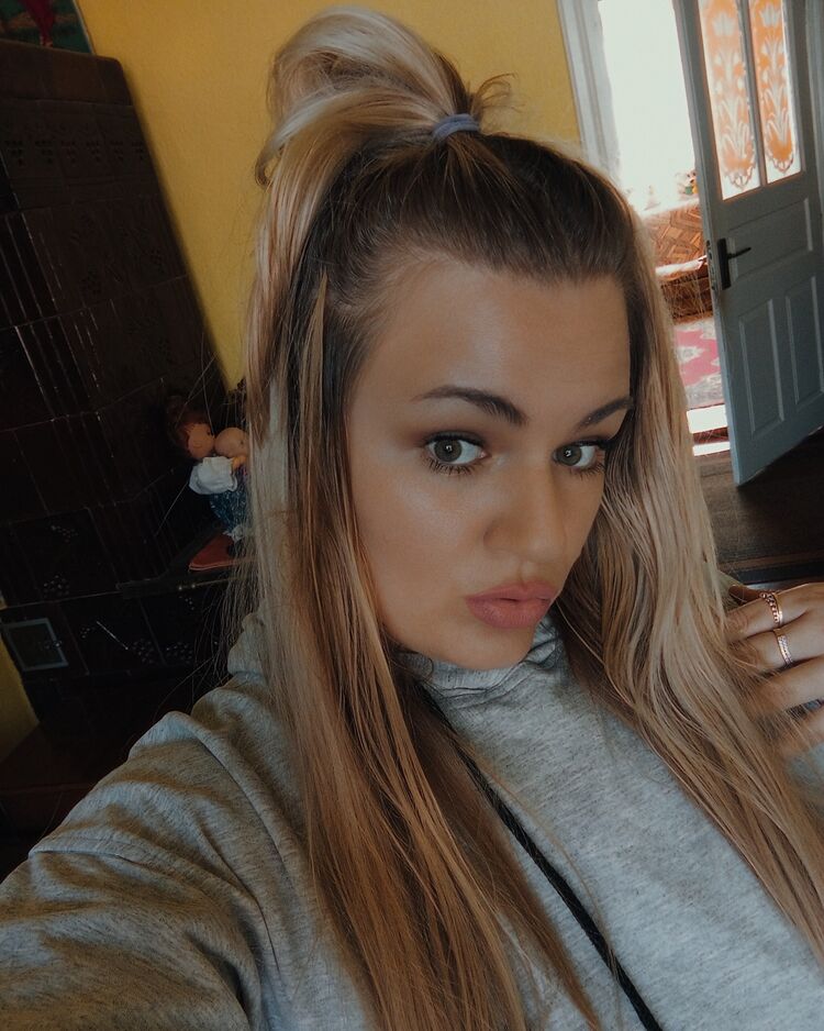  46420910  AlinaStefyuk, 23 ,    