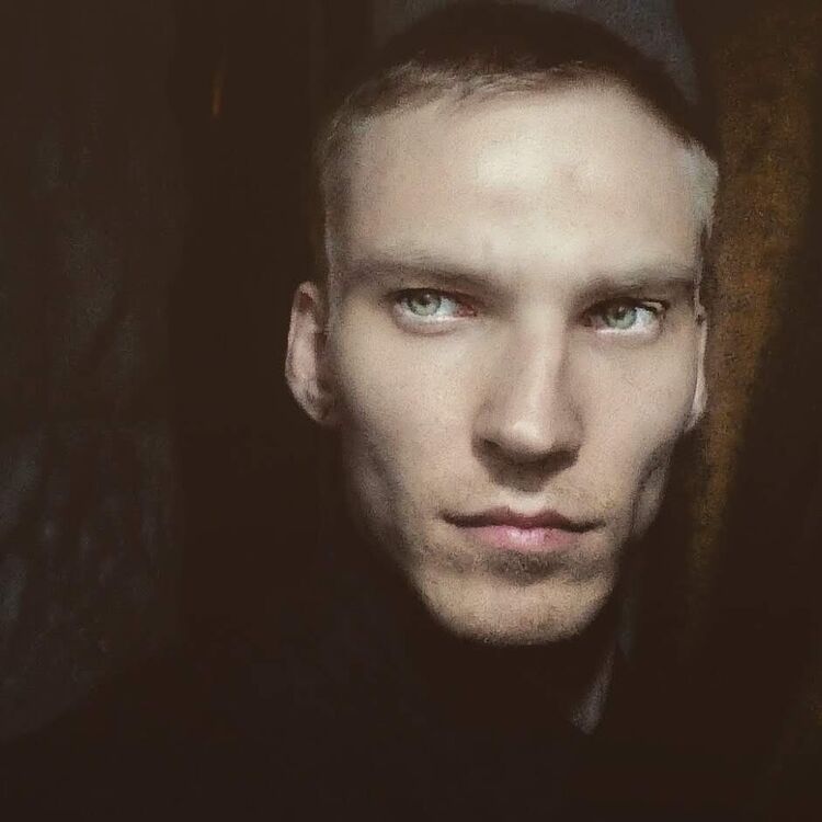 ���� 39489560 ������� ����, 32 ����, ���� ���������� � ������