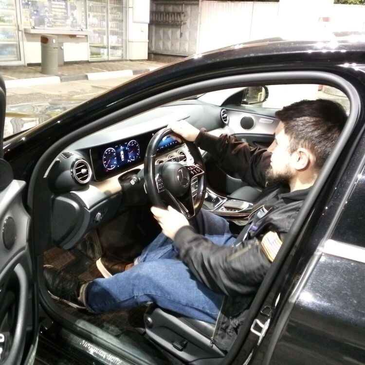  29631570  Hasbulat, 30 ,    