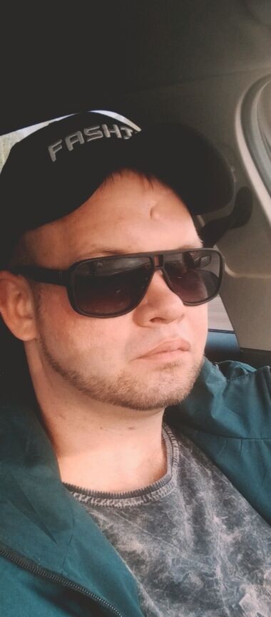   ,   Denis, 35 ,   ,   , c 