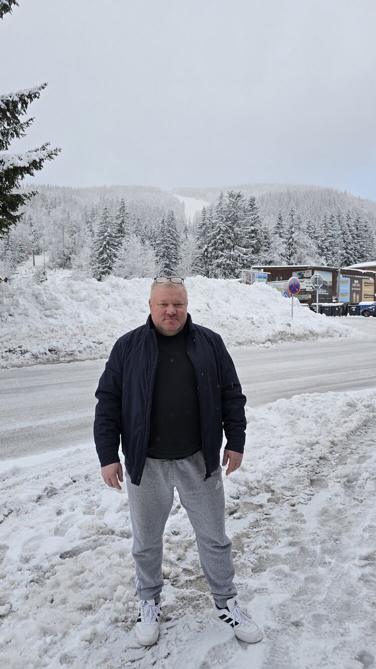  53498670  , 48 ,    Garbsen