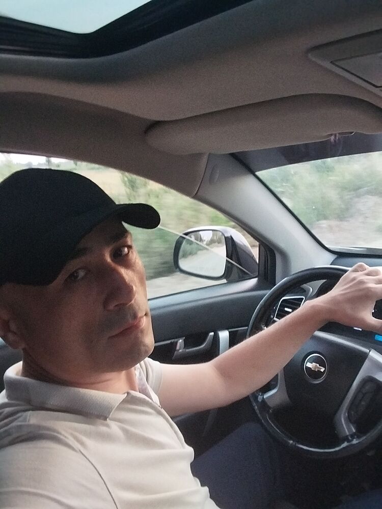  51528630  Ruslan, 35 ,    