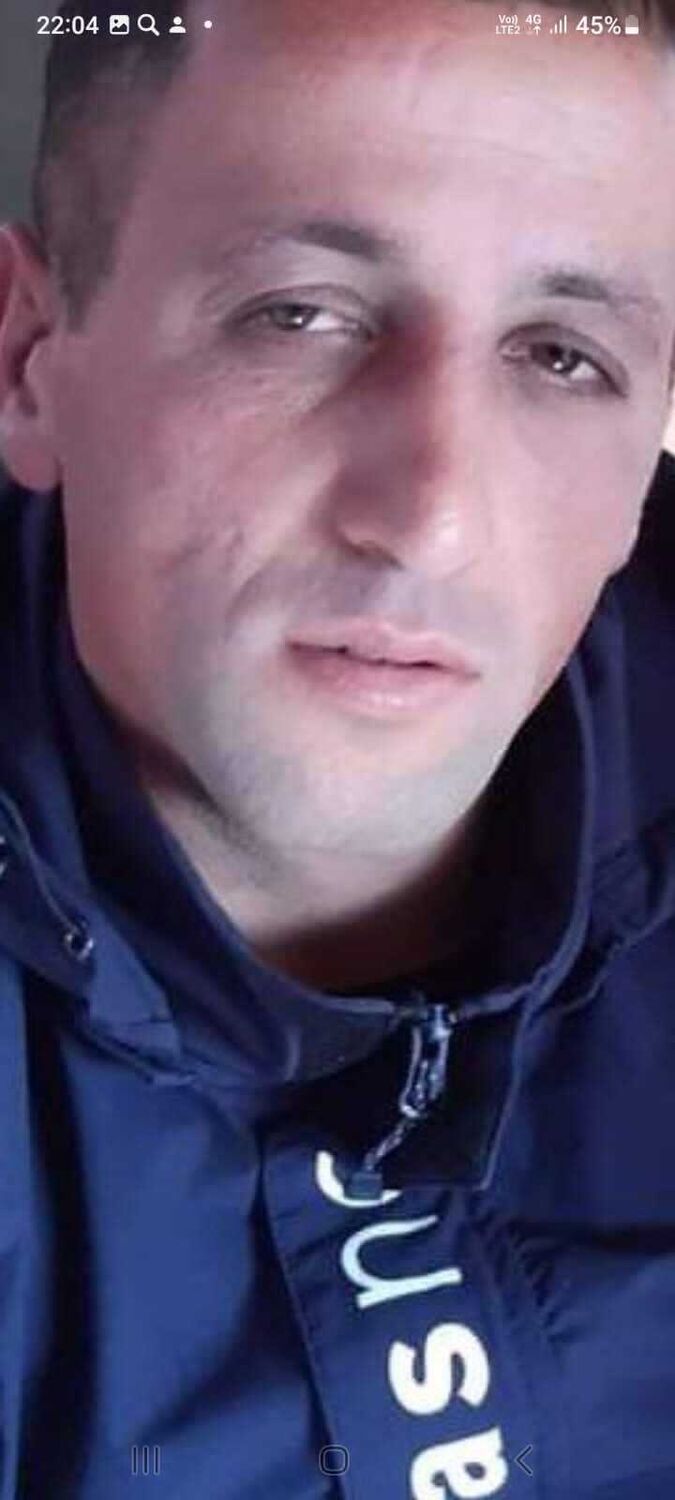  52590000   GOebgar, 35 ,    