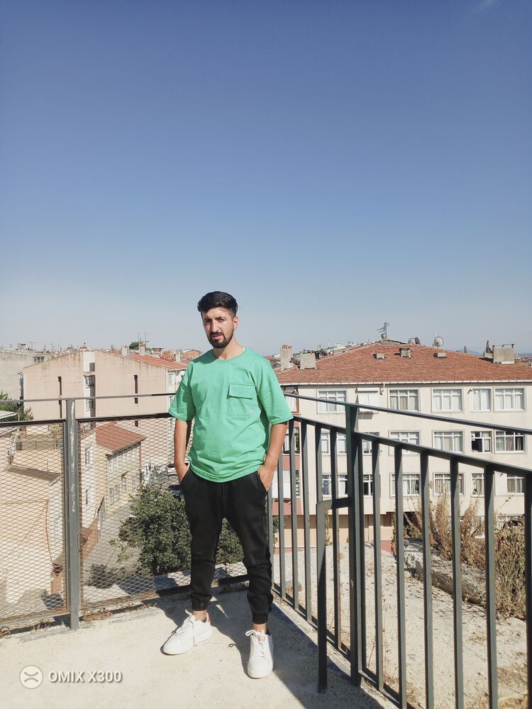  44420490  Mustafa, 30 ,    