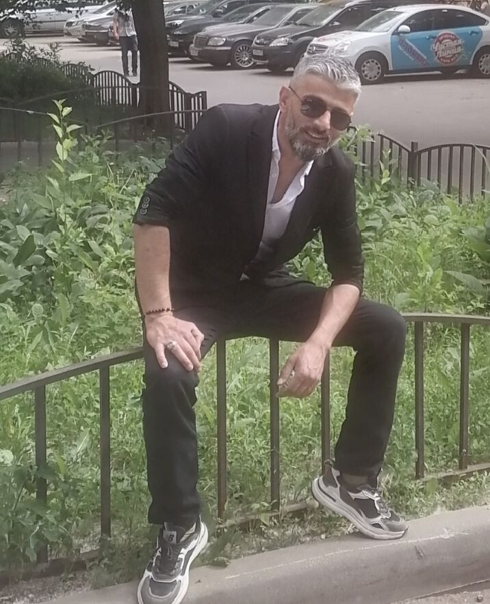  44013880  , 40 ,    