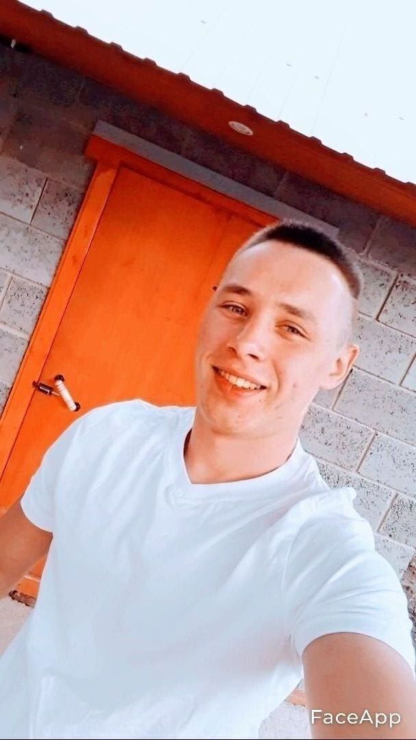  ,   Aleks, 28 ,   ,   , c , 