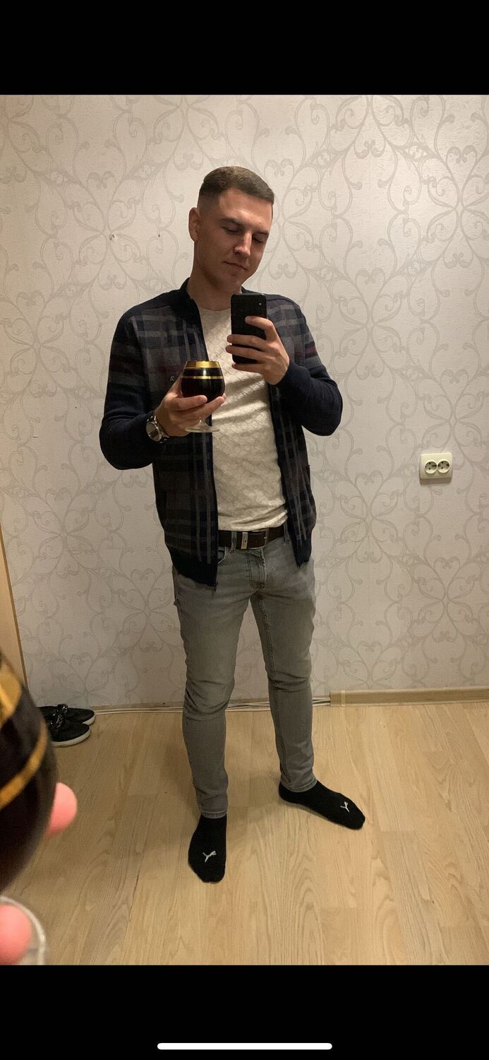  43396260  , 28 ,    