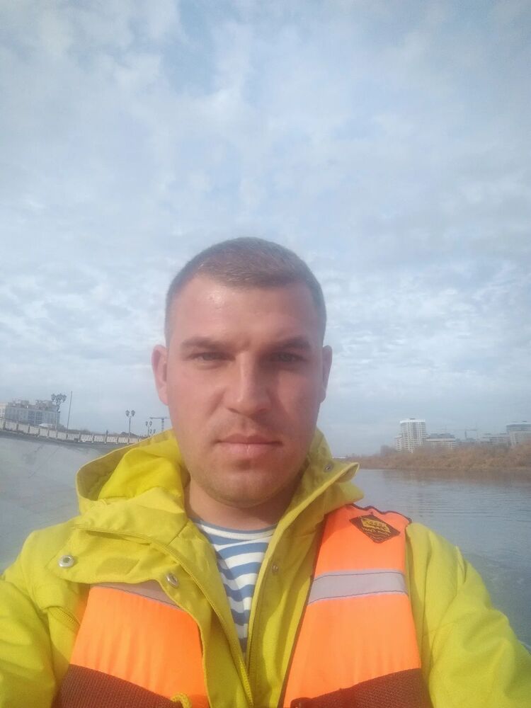  31089490  Evgeny, 34 ,    