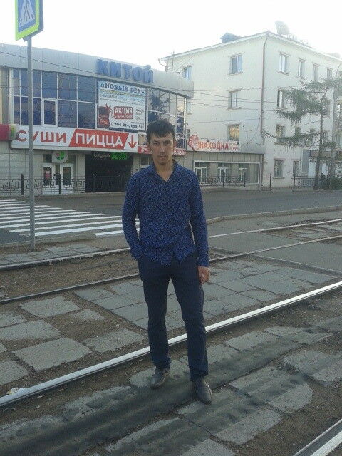  -,   Avazbek, 34 ,     , c 