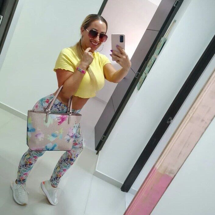 ���� 43632350 ������� Charlotte, 38 ���, ���� ���������� � ������