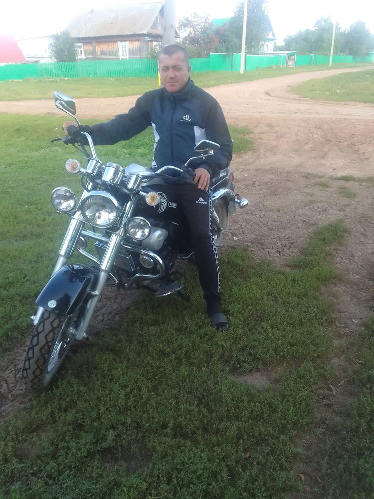  47285640  Ruslan, 33 ,    
