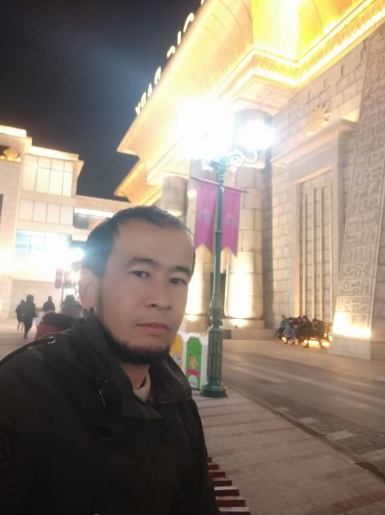  ,   Azmun, 31 ,   ,   