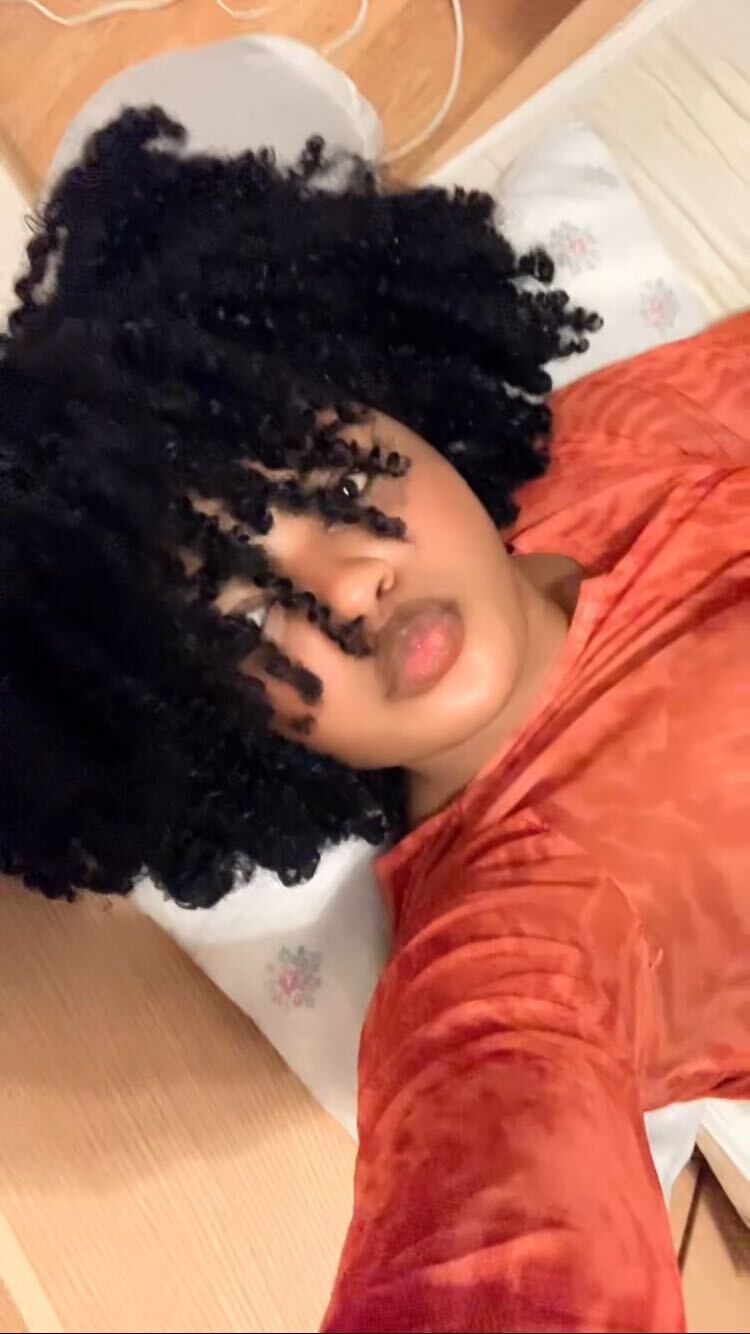  54448710  Cloudia, 25 ,    