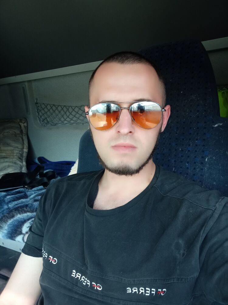  29418190  ILASI, 31 ,    