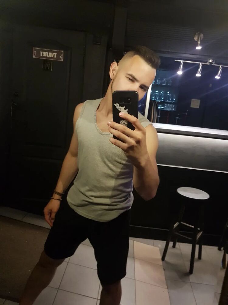  34256760  , 28 ,    