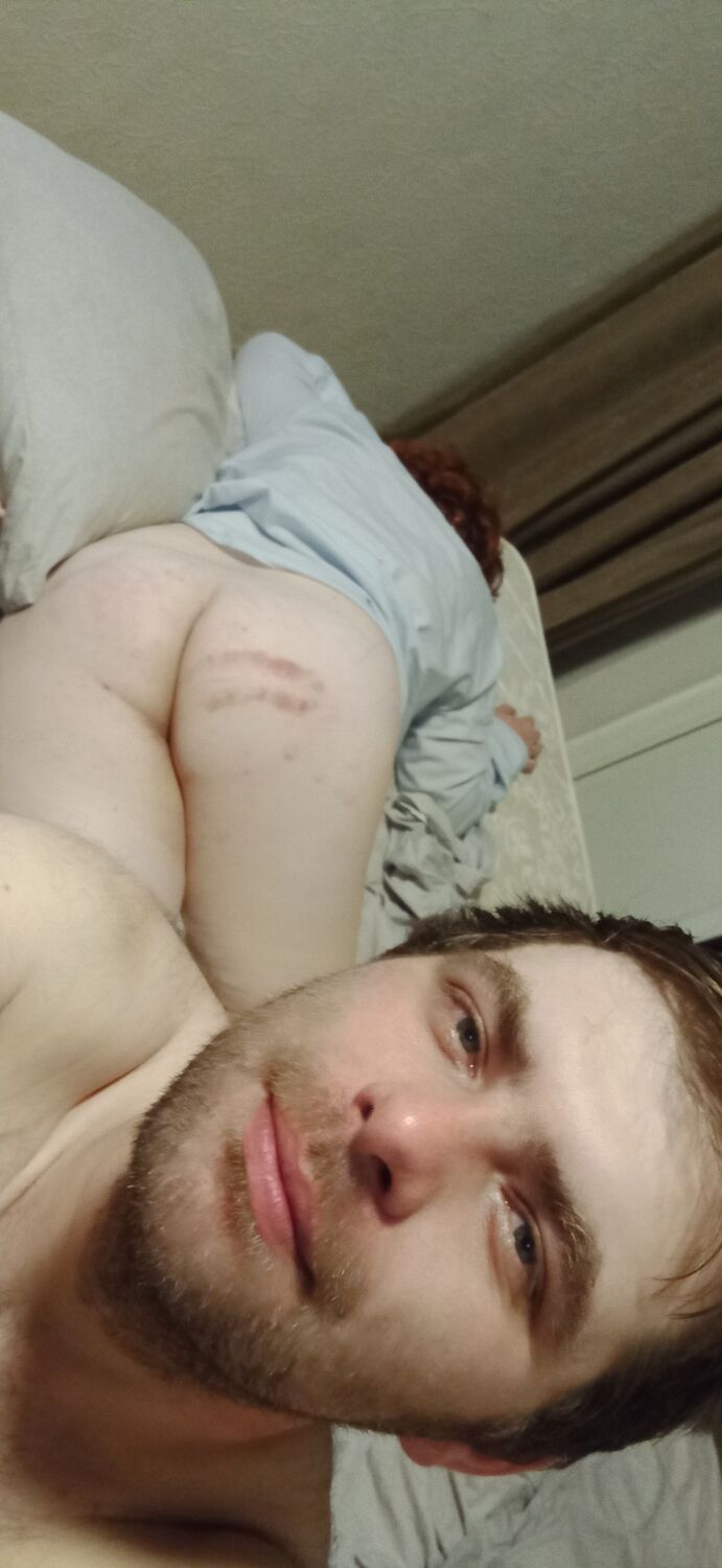 ,   Ageplay , 35 ,   ,   , c 
