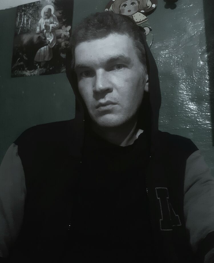  32418370  , 37 ,    