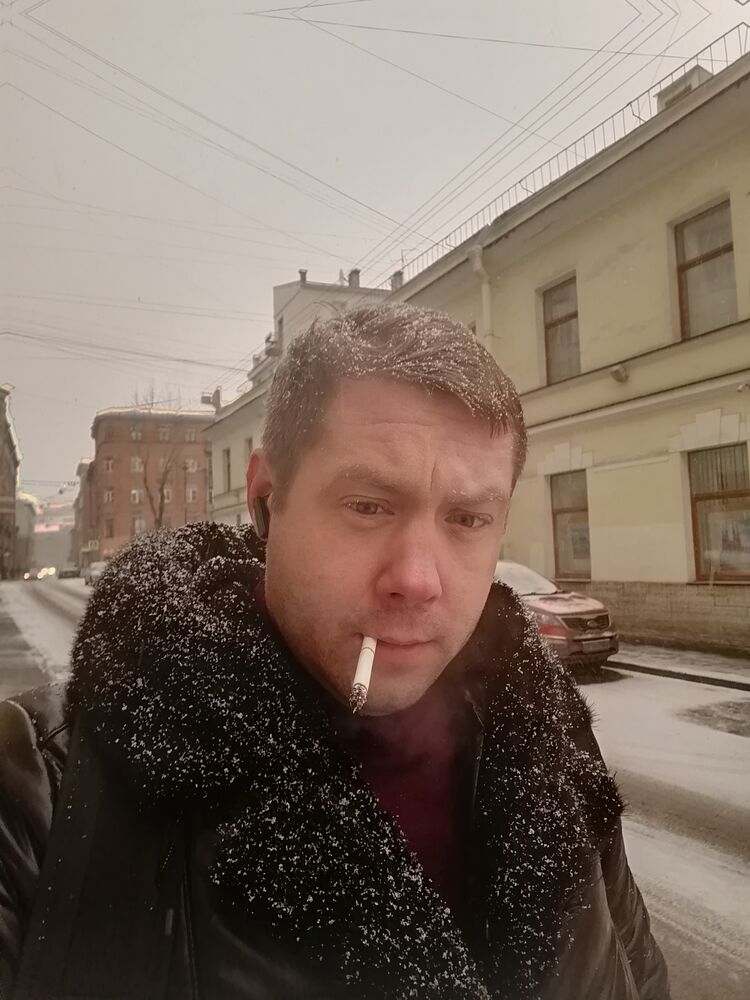  31081730  Ilya, 33 ,    -