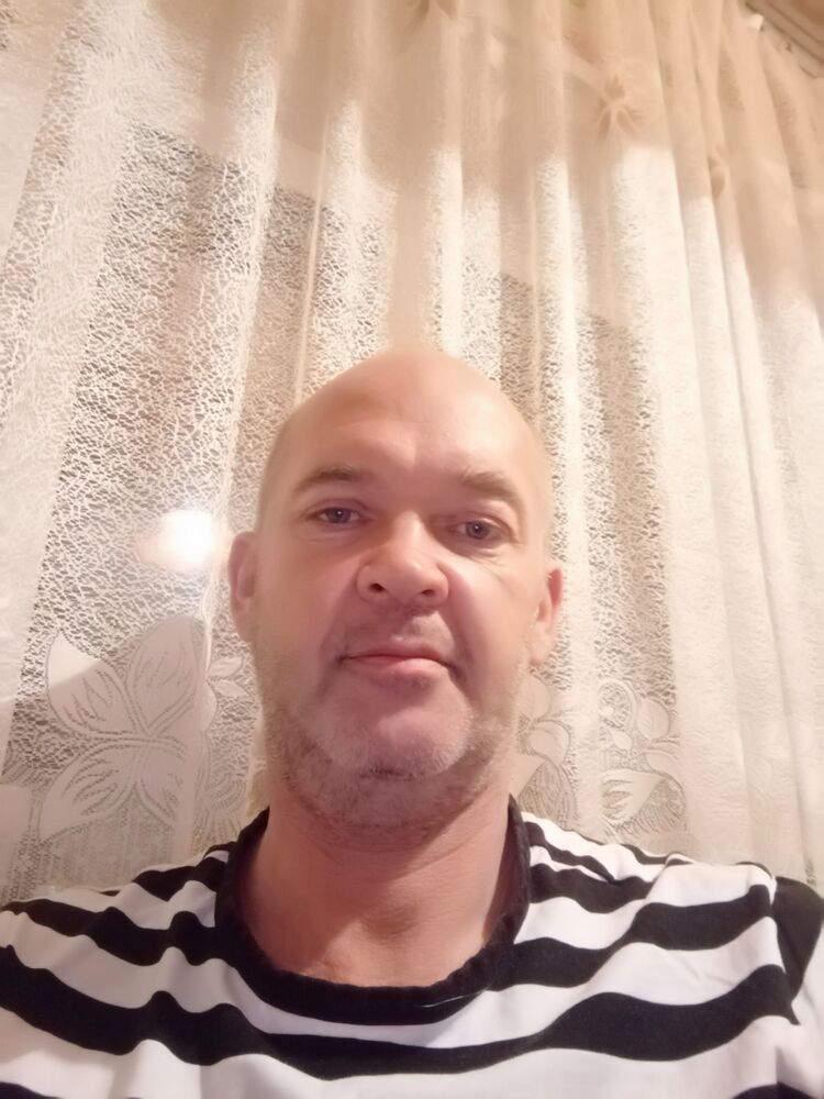  40705570  , 46 ,    