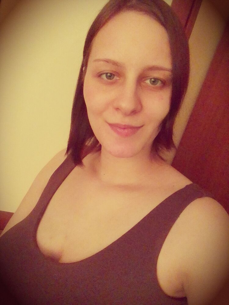  32277070  , 26 ,    
