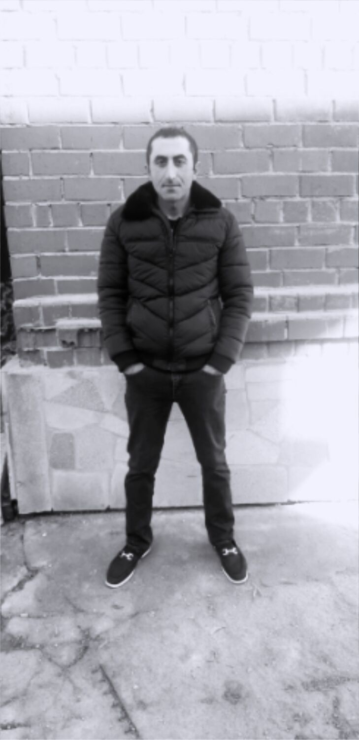  46043130  Grant, 31 ,    