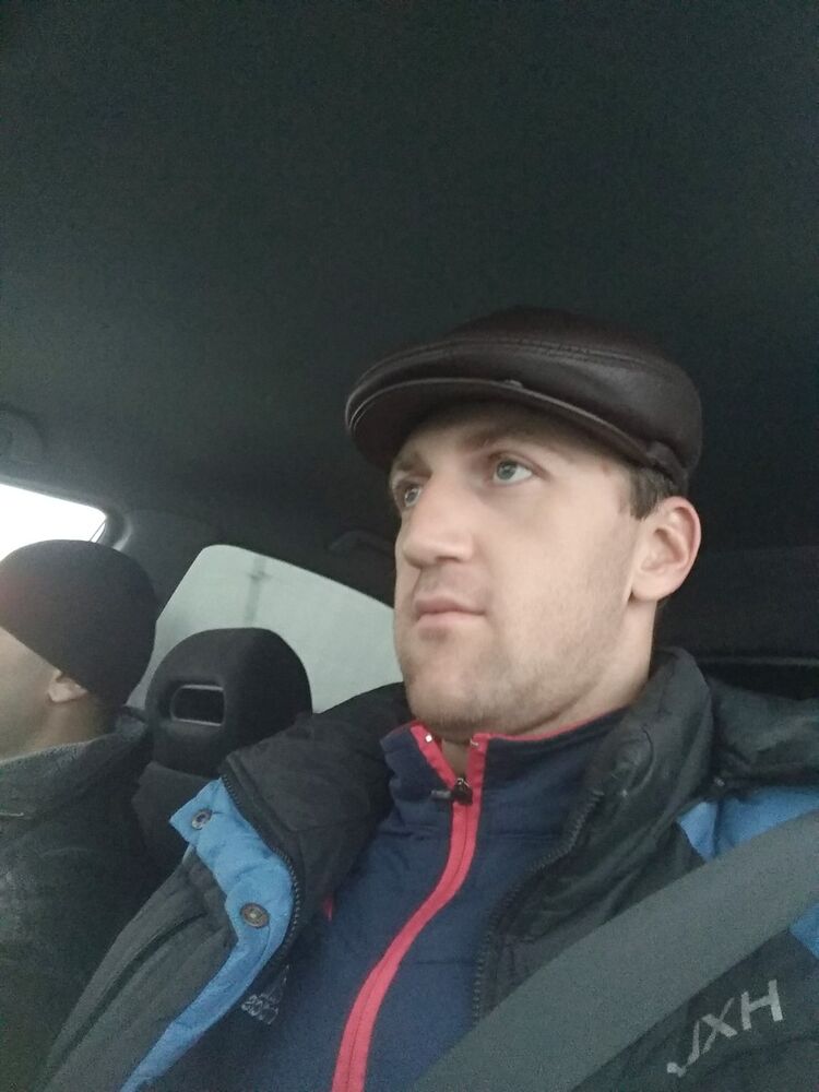  ,   Ruslan, 35 ,   ,   , c 
