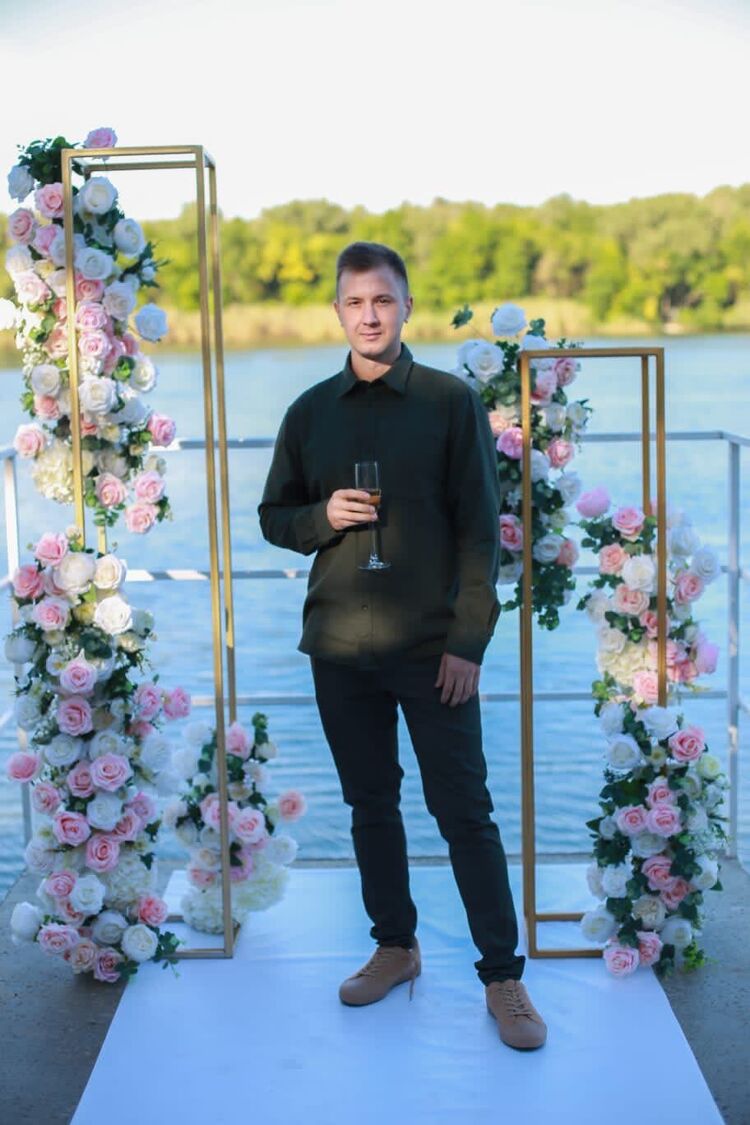  27060590  , 32 ,    --