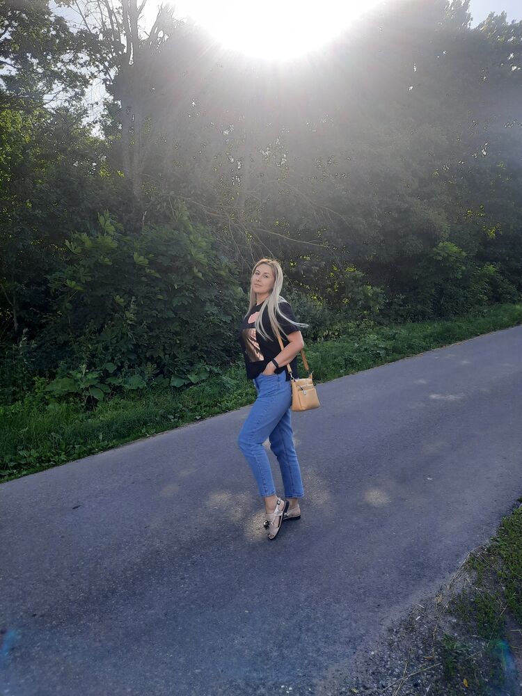  ,   , 32 ,   c 