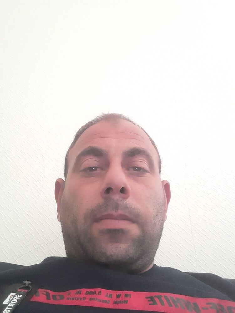  ,   Manuk, 45 ,   ,   , c 