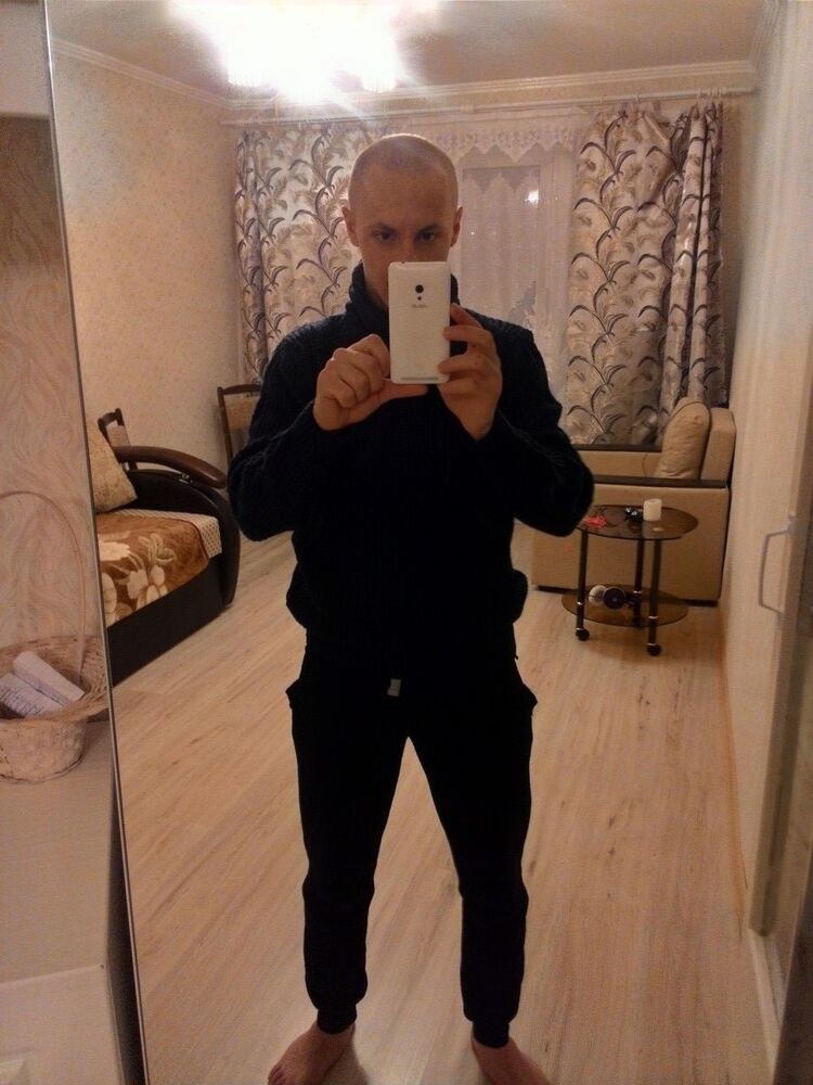 ,   Nemo, 32 ,     , c 