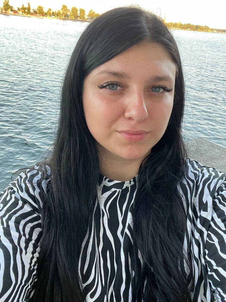  --,   , 21 ,     , 