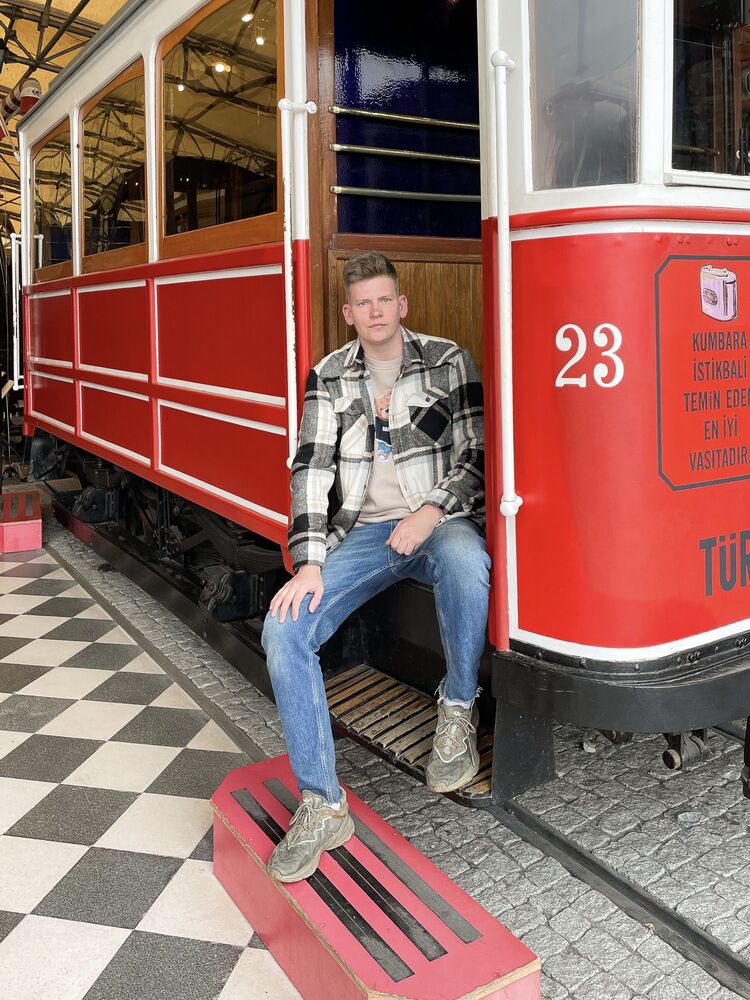  36938340  , 26 ,    -