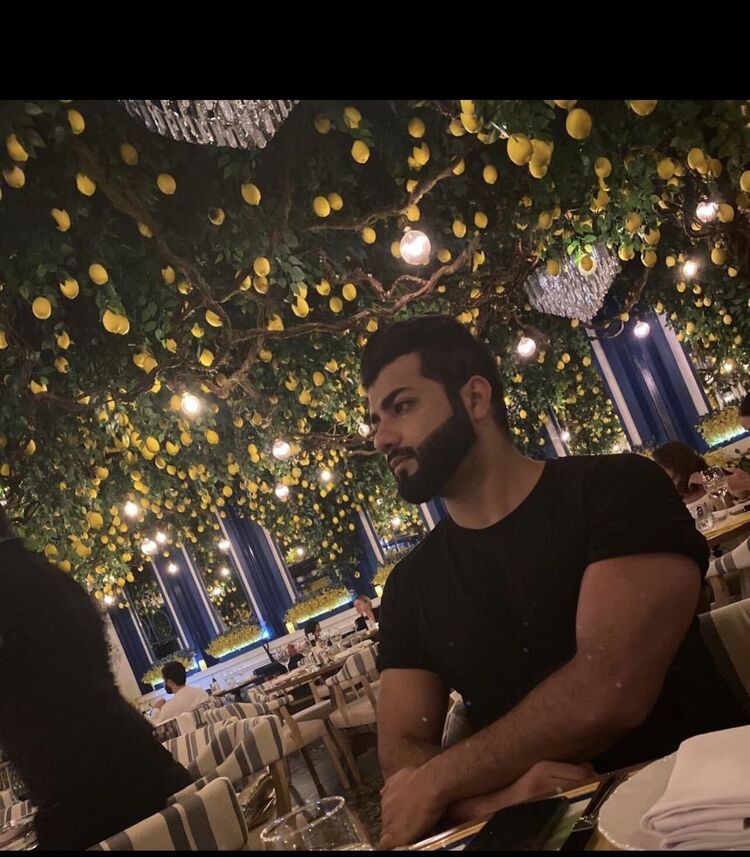  ,   Ali, 34 ,   ,   