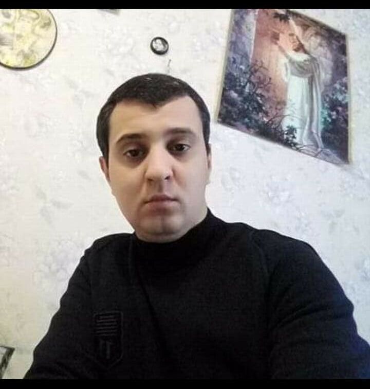  ,   Anatoly, 34 ,   c , 