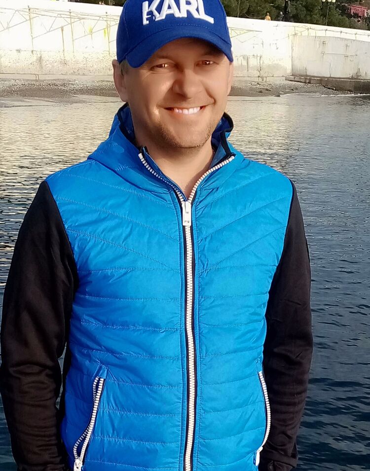 ���� 24573880 ������� �������, 44 ����, ���� ���������� � �����������