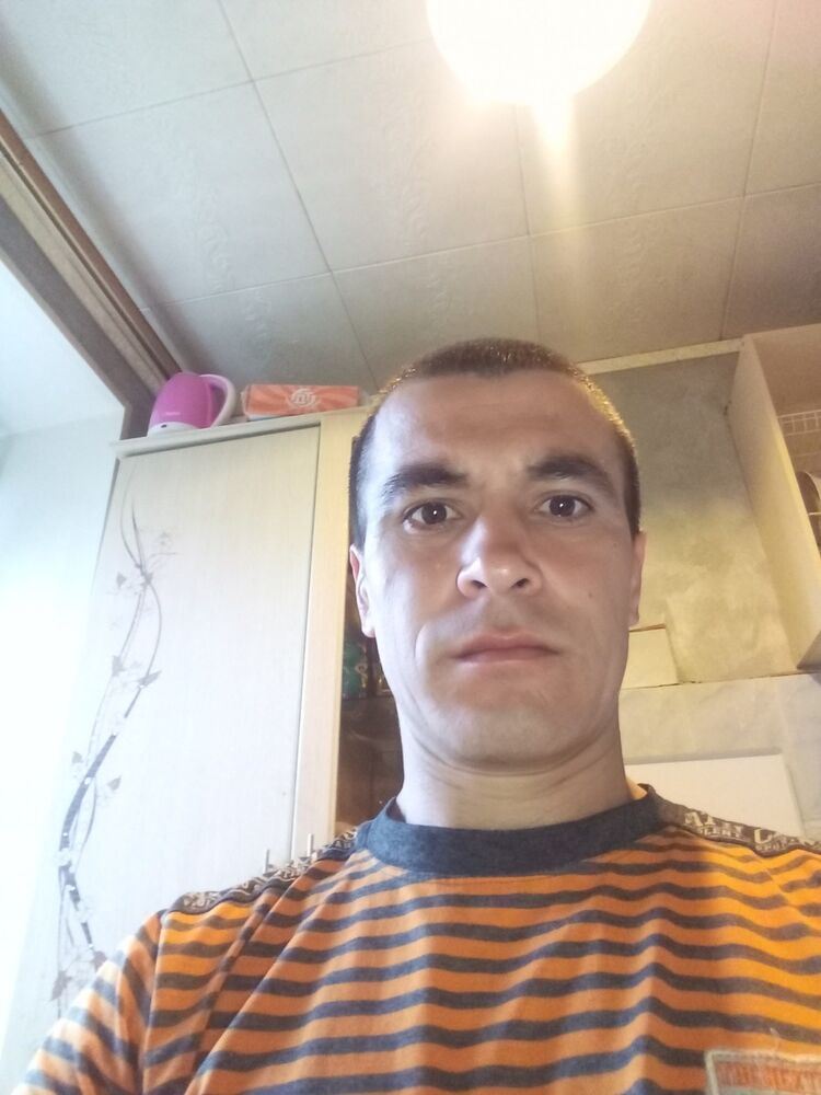  16146890  Alik, 39 ,    