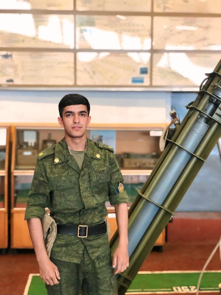  52326230  Akmall, 20 ,    