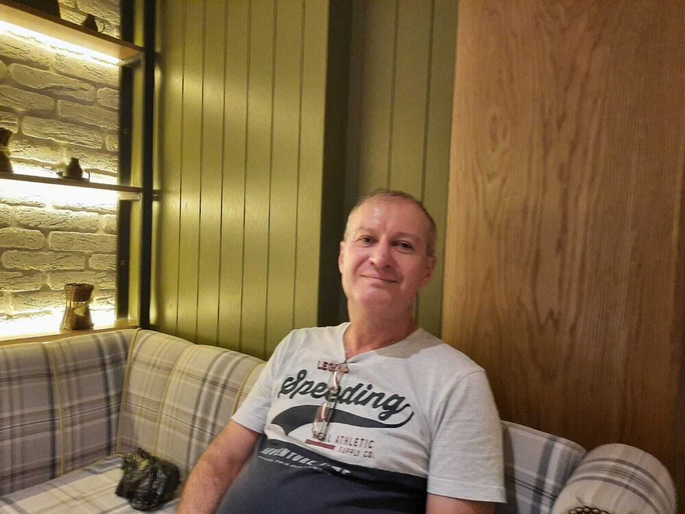  35401660  Igor, 58 ,    