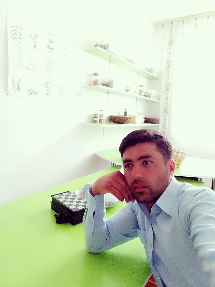  28087090  Nazar, 37 ,    