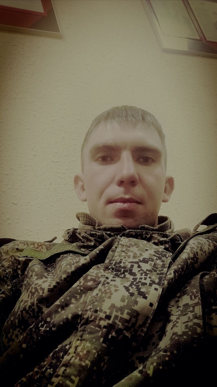 46541090  , 28 ,    