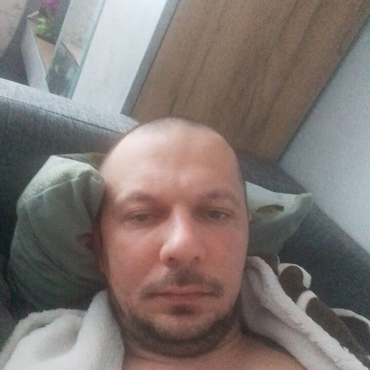  33584220  , 37 ,    