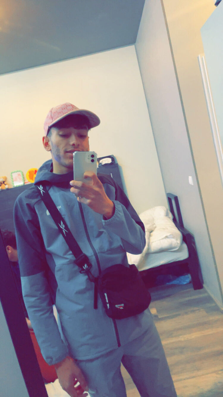  ,   Benhanifi, 21 ,   ,   