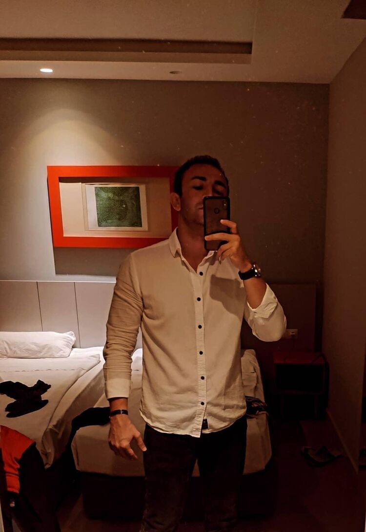  ,   Batuhan, 33 ,   ,   