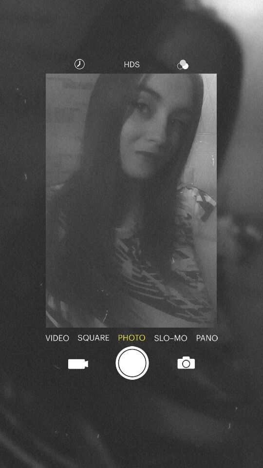  40027710  Viktoria, 23 ,    