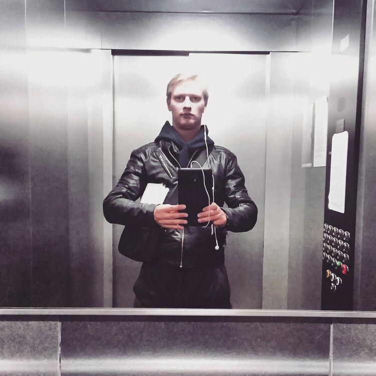  -,   Roman, 32 ,   ,   , c 