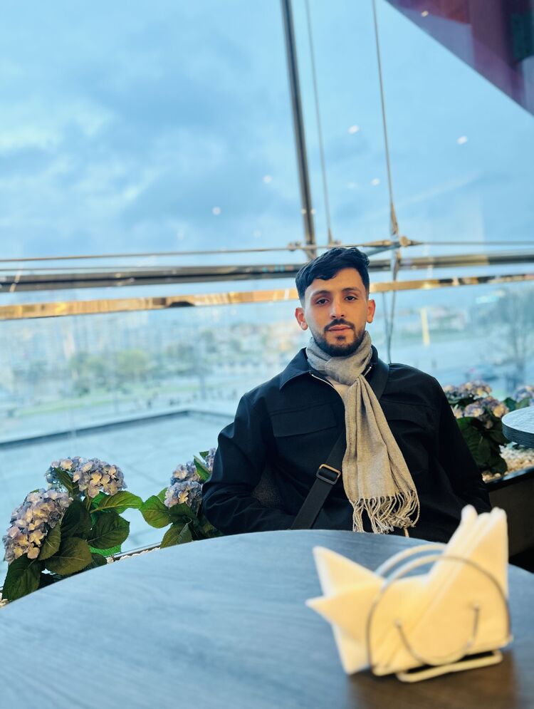  54028630  Nezar, 30 ,     