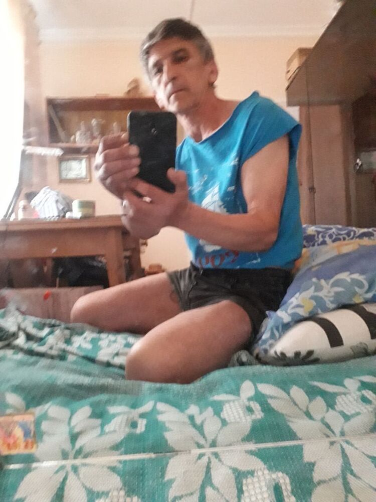  23707160  , 42 ,    